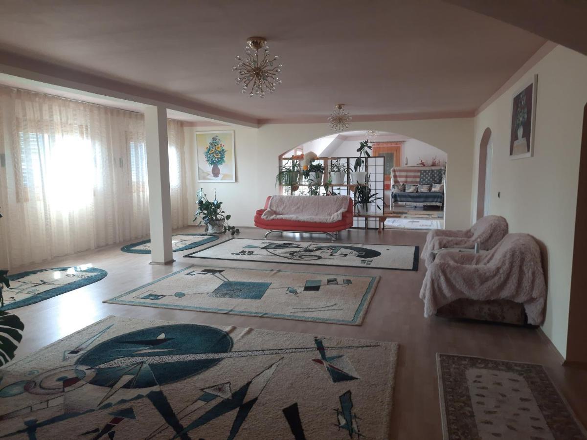 Antal Apartmans Lunca De Sus Kulcsoshaz Gyimesfelsolok Luaran gambar